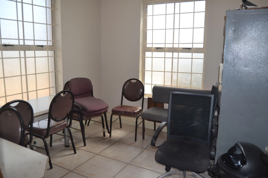 Commercial Property for Sale in Killarney Gardens Western Cape
